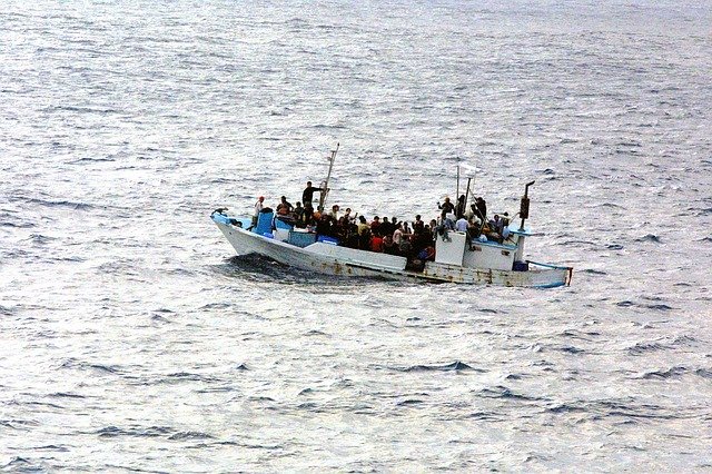 boat-998966_640