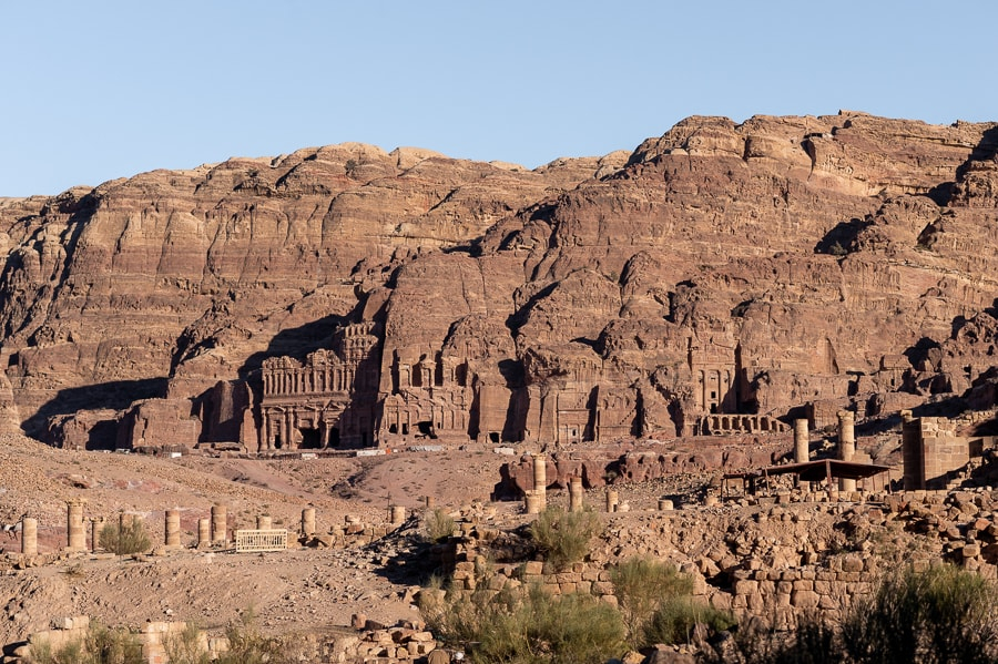 Jordanija-Petra-Lahkih-nog-naokrog-%C2%A9-79